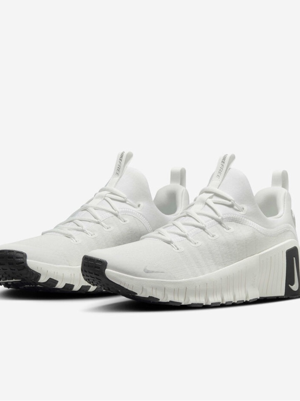 Nike Women’s Free Metcon 6
Premium